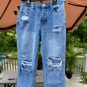 Pacsun High Rise Distressed Mom Jean size 26